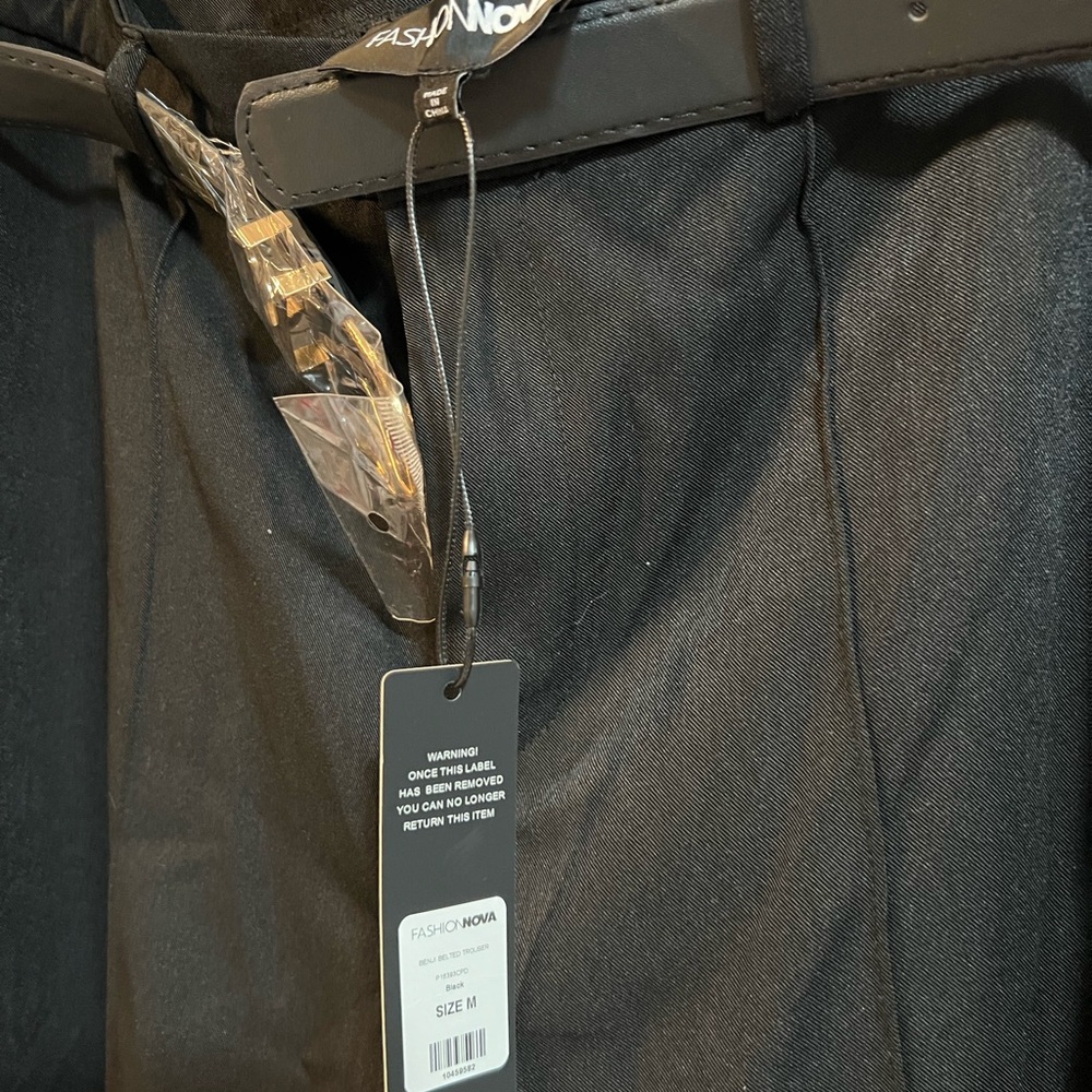 Fashion Nova benji belted Black Trousers - Picture 3 of 4